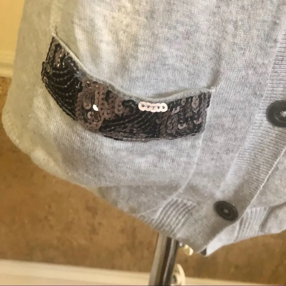 Hollister gray sweater vest with sequin pockets M